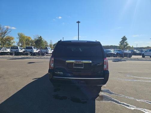 2016 GMC Yukon XL Denali