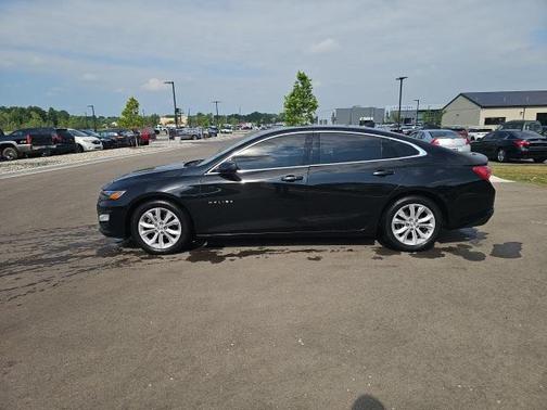 2021 Chevrolet Malibu FWD LT