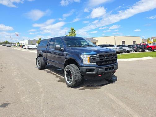 Blue 2019 Ford F-150 XLT
