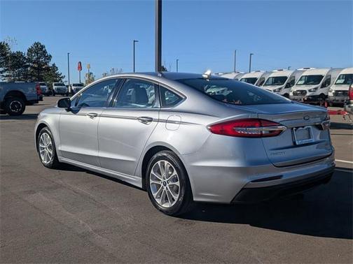 2020 Ford Fusion SE