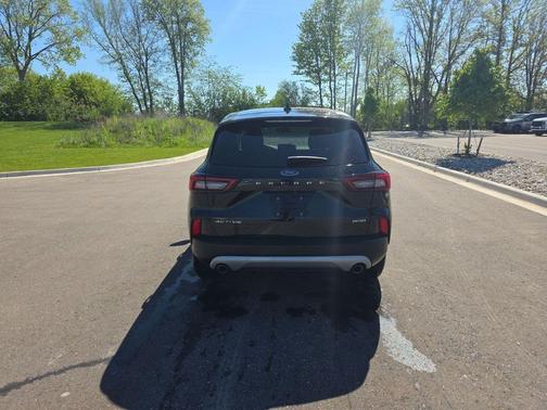 Agate Black Metallic 2023 Ford Escape Active