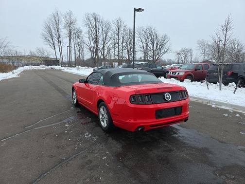 2014 Ford Mustang V6