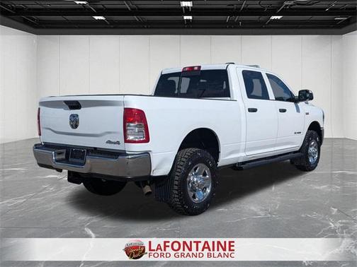 2020 RAM 2500 Tradesman Crew Cab 4X4 6'4' Box