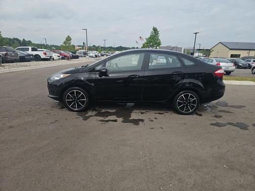 2017 Ford Fiesta SE