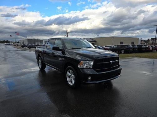 2016 RAM 1500 Tradesman/Express