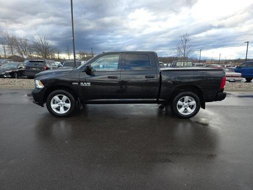 2016 RAM 1500 Tradesman/Express