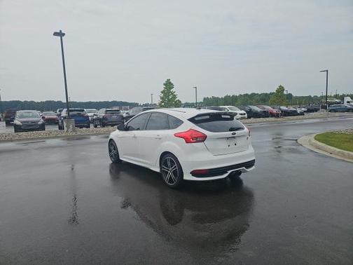2018 Ford Focus ST