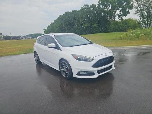 2018 Ford Focus ST