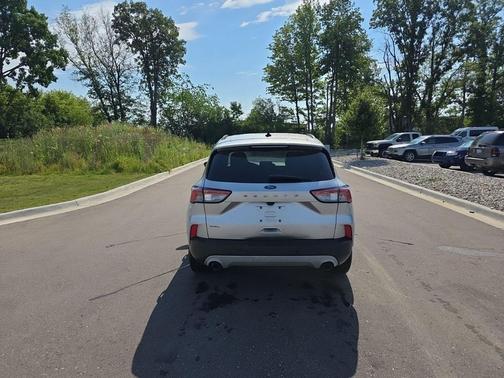 Ingot Silver Metallic 2020 Ford Escape SEL