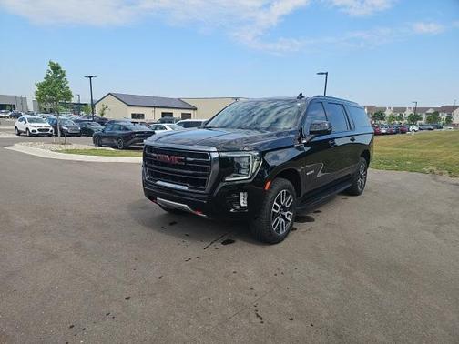 2021 GMC Yukon XL 4WD AT4