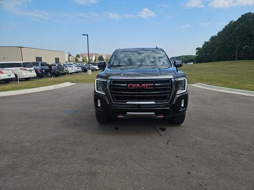 2021 GMC Yukon XL 4WD AT4