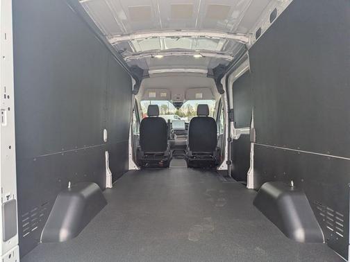 Oxford White 2026 Ford Transit-250 Base