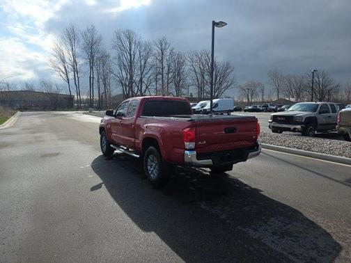 2016 Toyota Tacoma SR5