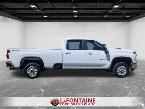 Summit White 2025 Chevrolet Silverado 2500 LT