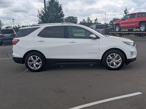Summit White 2019 Chevrolet Equinox 1LT