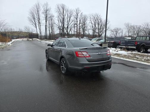 2015 Ford Taurus SHO