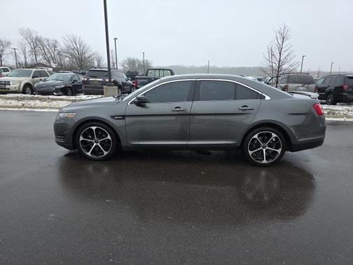 2015 Ford Taurus SHO
