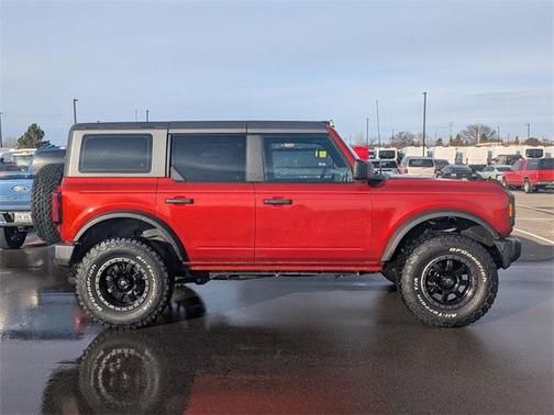 2023 Ford Bronco Base