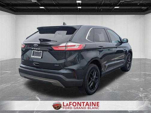 Stone Blue Metallic 2022 Ford Edge SEL