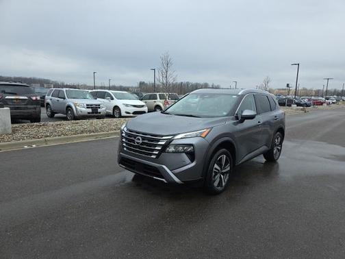 2025 Nissan Rogue SL