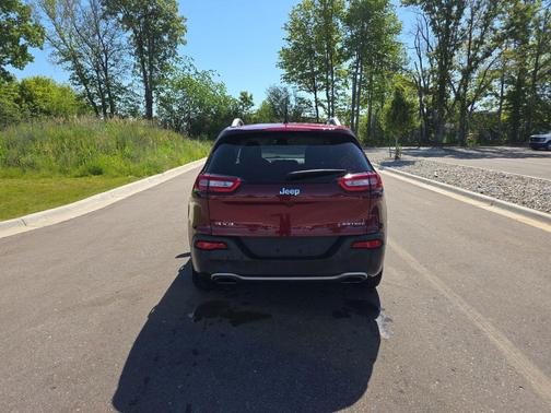 Velvet Red Pearlcoat 2018 Jeep Cherokee Limited