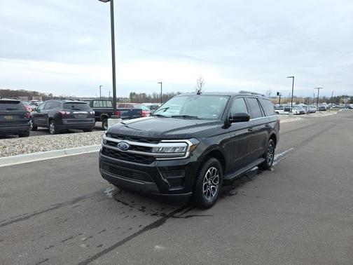 2024 Ford Expedition XLT
