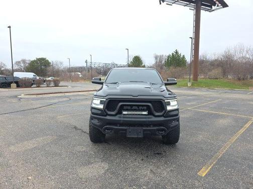 Diamond Black Crystal Pearlcoat 2020 RAM 1500 Rebel
