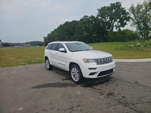 2017 Jeep Grand Cherokee Summit