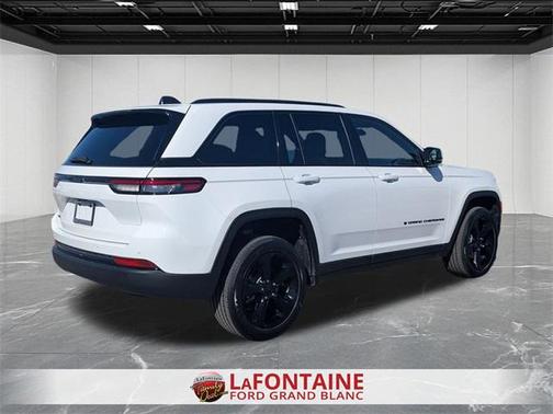 2024 Jeep Grand Cherokee Altitude