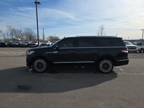 2022 Lincoln Navigator Reserve