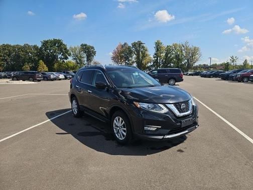 2018 Nissan Rogue SV