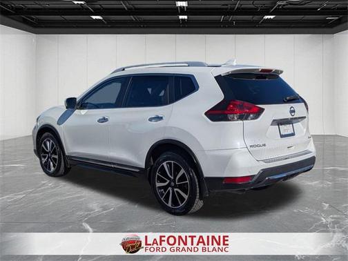 2020 Nissan Rogue SL