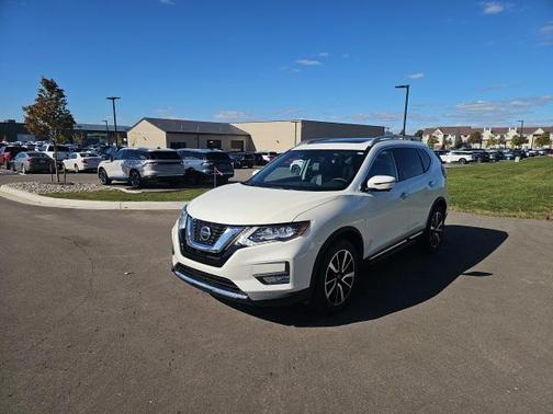 2020 Nissan Rogue SL
