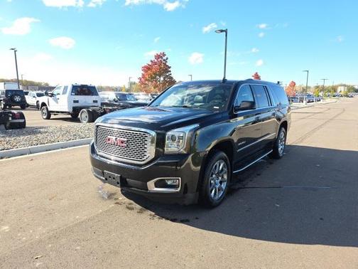 2017 GMC Yukon XL Denali