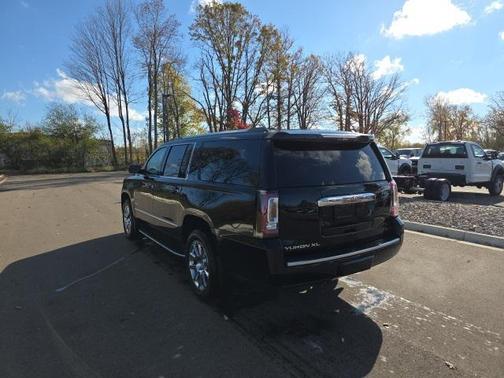 2017 GMC Yukon XL Denali
