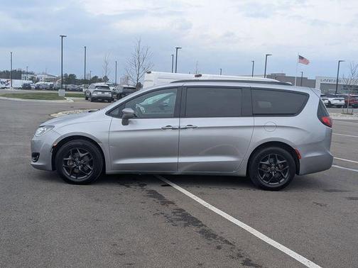 2019 Chrysler Pacifica Limited
