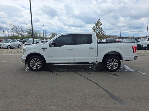 Oxford White 2017 Ford F-150 XLT