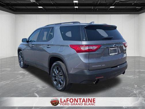 Satin Steel Metallic 2019 Chevrolet Traverse RS