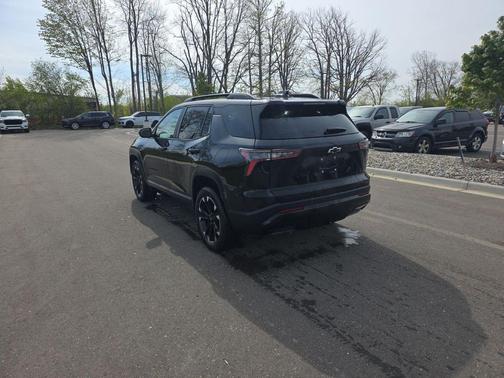 Mosaic Black Metallic 2025 Chevrolet Equinox AWD RS