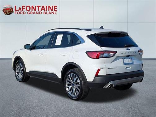 2022 Ford Escape Titanium