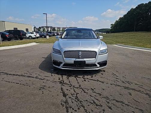 2017 Lincoln Continental Black Label