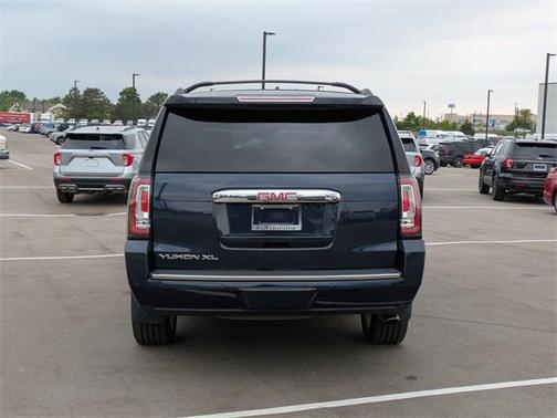 2017 GMC Yukon XL Denali