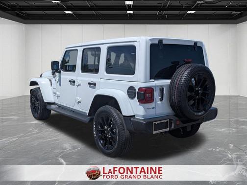 Bright White 2021 Jeep Wrangler Unlimited 4xe Sahara