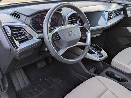 2024 Audi Q4 e-tron Premium Plus 55 quattro