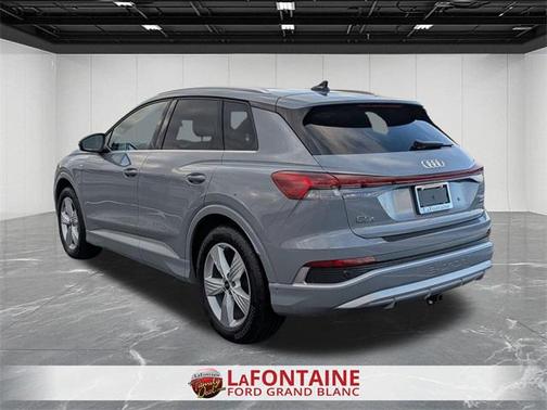 2024 Audi Q4 e-tron Premium Plus 55 quattro