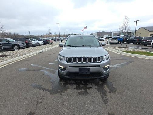 Billet Silver Metallic Clearcoat 2020 Jeep Compass Latitude