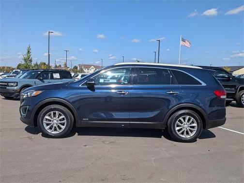 2018 Kia Sorento LX