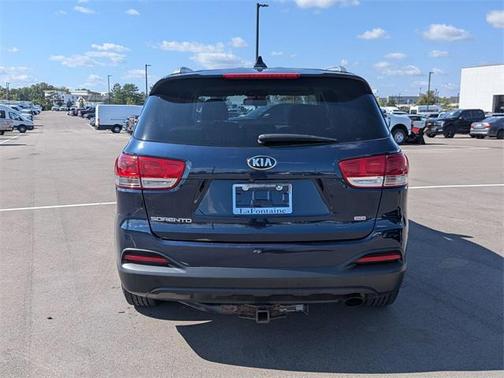 2018 Kia Sorento LX