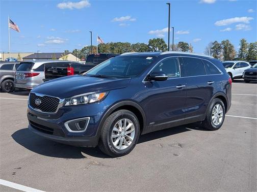 2018 Kia Sorento LX