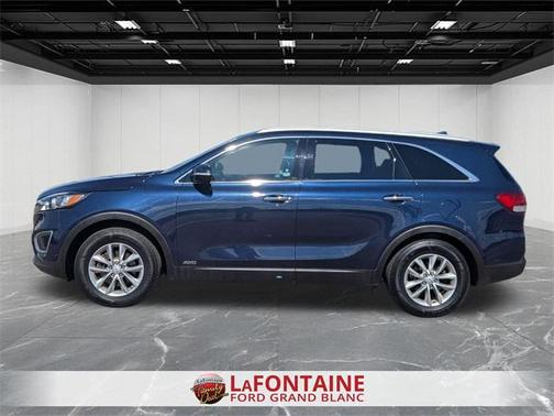 2018 Kia Sorento LX